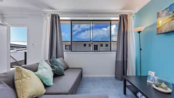 Classic Apartment, 2 Bedrooms, Courtyard Area | Individually decorated, individually furnished, iron/ironing board