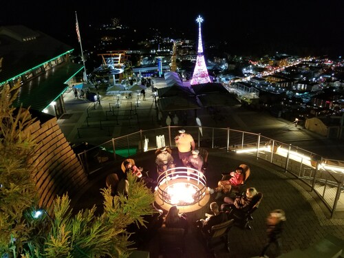 Minimalist Studio Close to Downtown Knoxville