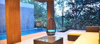 Asmaya 7BR Villa private heated pool and billiard