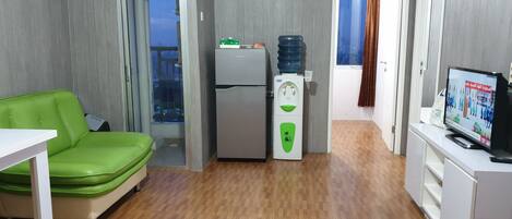 Leilighet, 2 soverom (with Living Room) | Oppholdsrom | LCD-TV