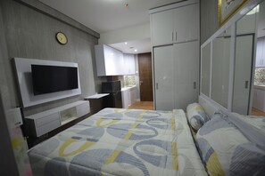 Studio - Full Furnished Room at Caman next to hotel (Bekasi)