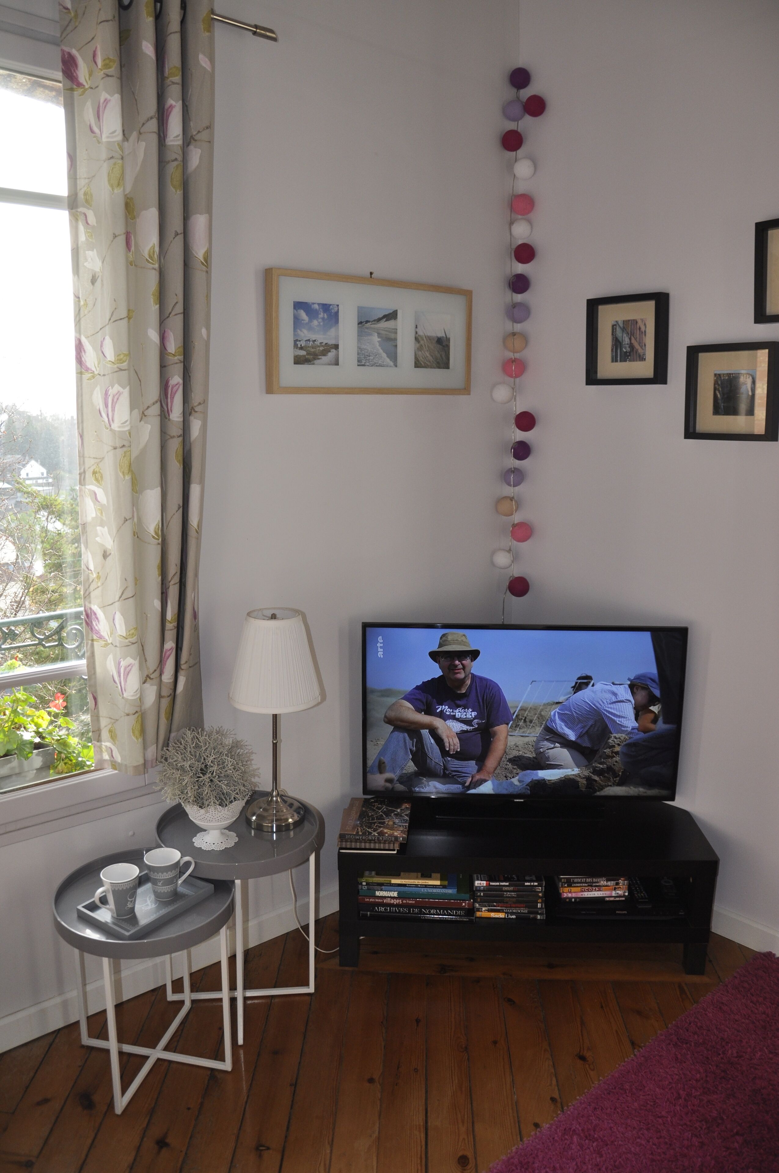 Cozy duplex gîte in a large garden with panoramic views of Rouen