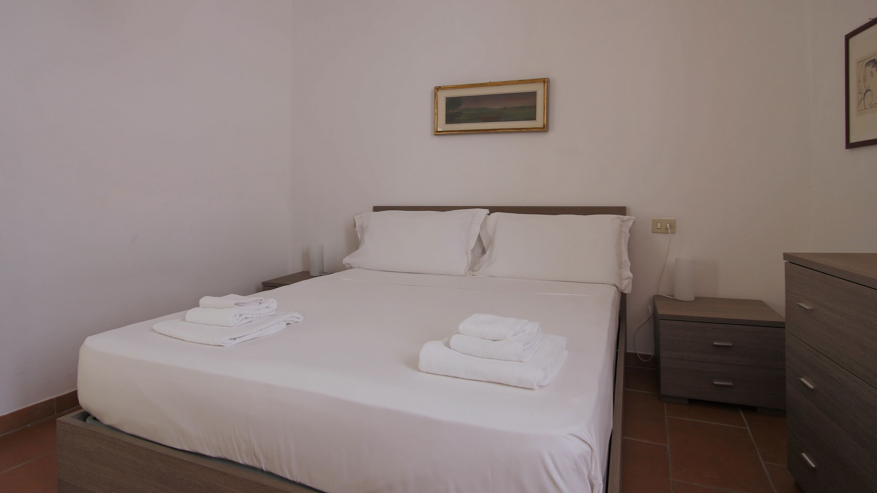 Apartment (1 Bedroom) | 1 bedroom, iron/ironing board, free WiFi, bed sheets