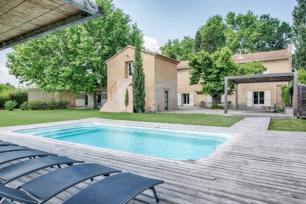 Outdoor pool - GRAND MAS XXL AVIGNON (AVIGNON)