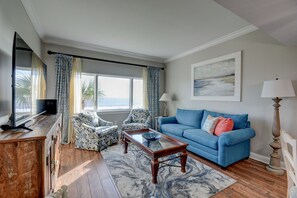 TV - Sandcastle Retreat - Hosted by Moore AI Rentals (Fernandina Beach)