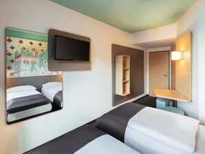 Chambre avec lits jumeaux | Bureau, chambres insonorisées, Wi-Fi gratuit, draps fournis