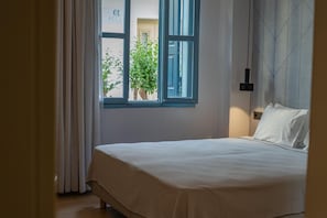 Room - Nireys (Symi)