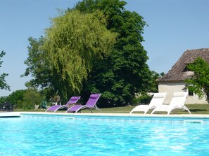 Opvarmet pool, liggestole