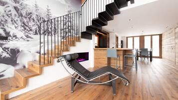 Apartment, 2 Bedrooms, Hot Tub (Abete) | Living area | TV