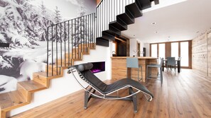 Appartement, 2 chambres, baignoire à remous (Abete) | Aire de séjour | Téléviseur