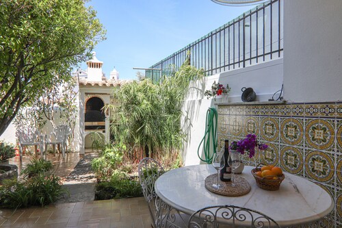 Holiday Home “Casa Tangerina” with Garden & A/C