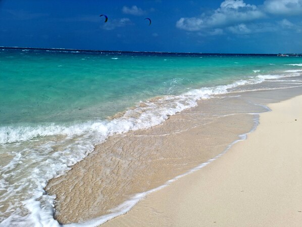 كراسي للتشمس، مناشف للشاطئ