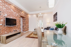 Apartment, 2 Bedrooms, Balcony | Living room
