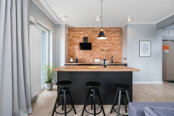 Living area - Apartment Poznan Krancowa by Renters (Poznan)