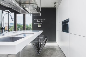 Private kitchenette