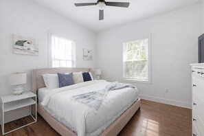 1 室のベッドルーム、アイロン / アイロン台、WiFi、ベッドシーツ