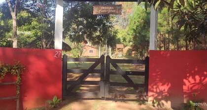 An environment with lots of nature and tranquillity.