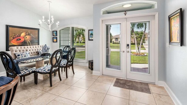 Interior - Waterfront 3BR home with heated pool in Mid Island Marco Island. (Marco Island)