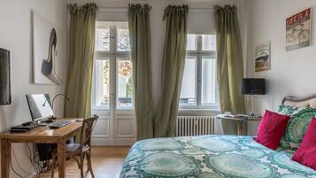 1 bedroom, iron/ironing board
