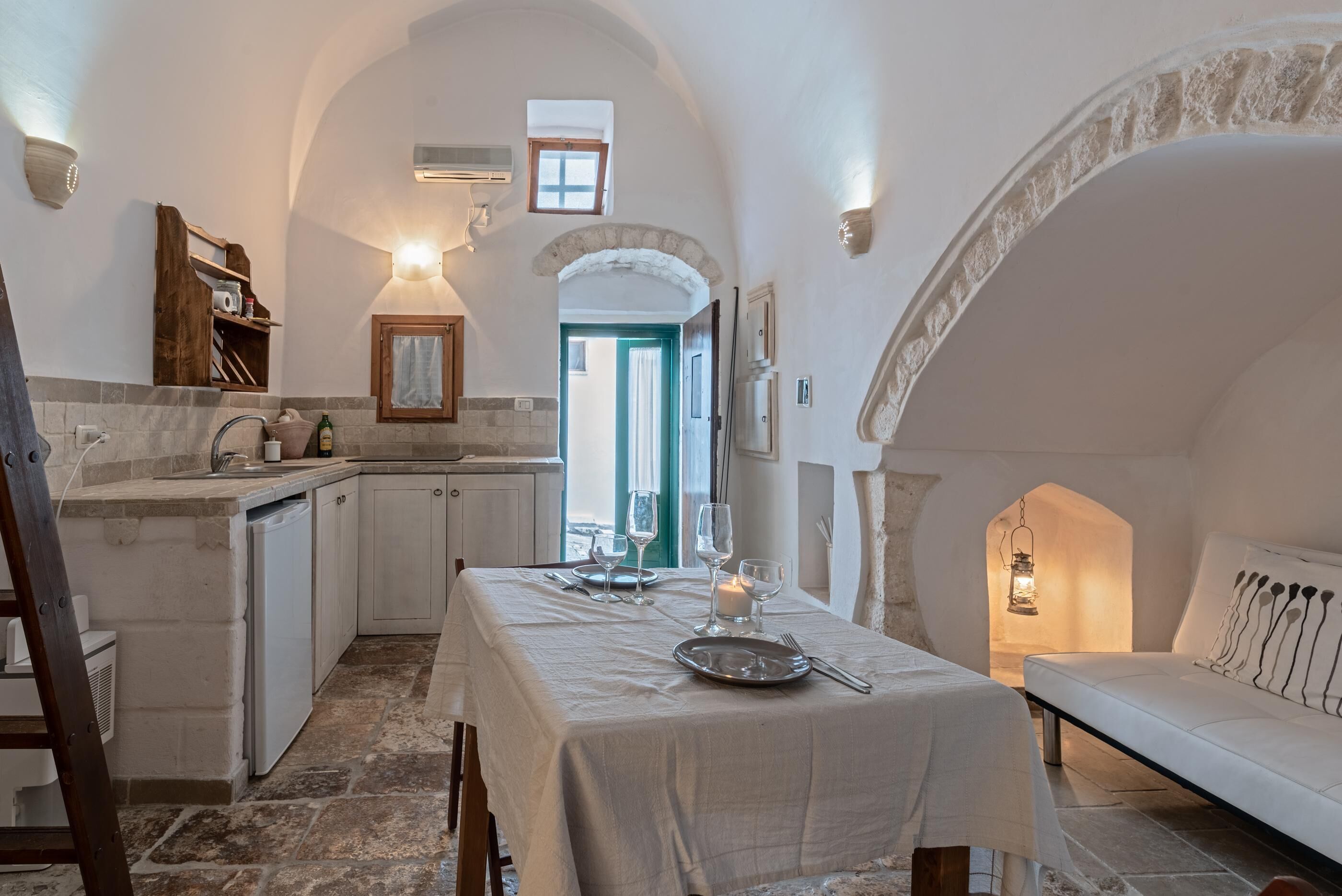 Casina Marlene, Le Piccole Case Bianche