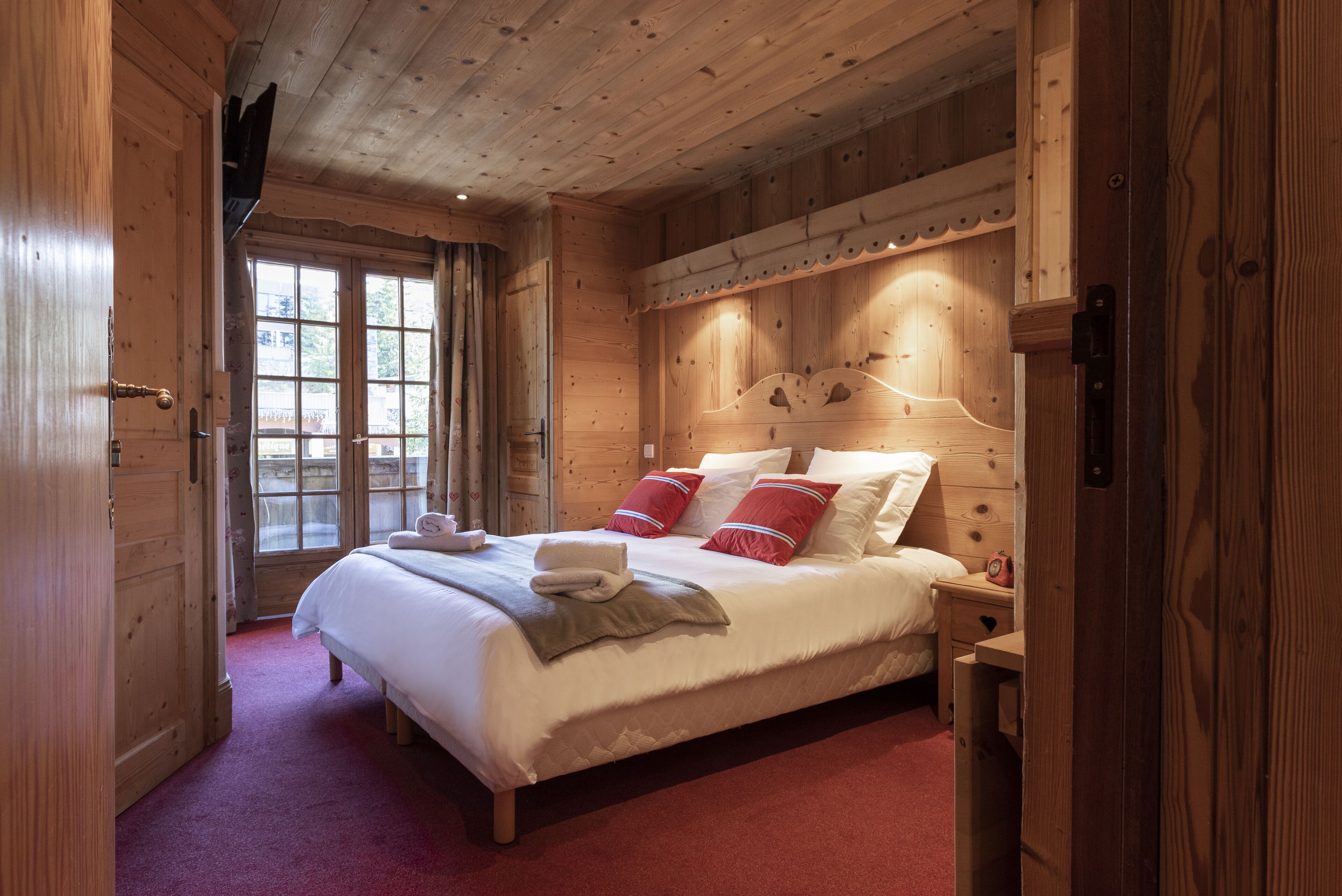 Double Room | Free WiFi, bed sheets