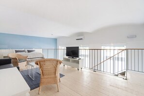 Unclassified image, 3 of 141, button - Vorgarten Apartments with Aircondition (Vienna)