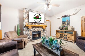 Smart TV, fireplace, DVD player