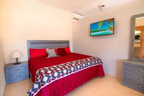 1 bedroom, desk, iron/ironing board, free WiFi