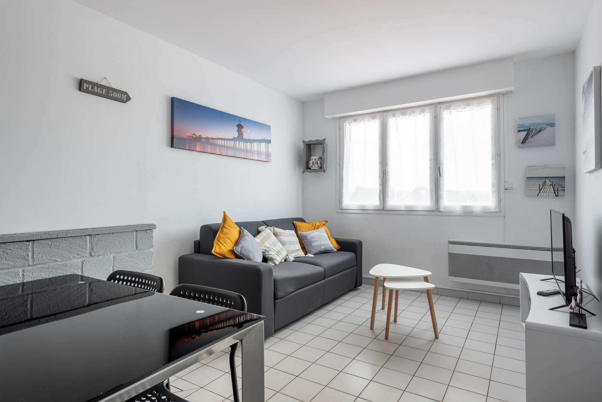 Apartment back to the marina - Close to the beach