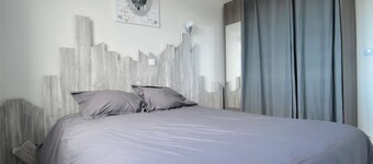 Apartment with back to marina - Close to beach