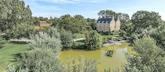 2-bed 18th Century Barn - Sleeps 6 - Pet Friendly