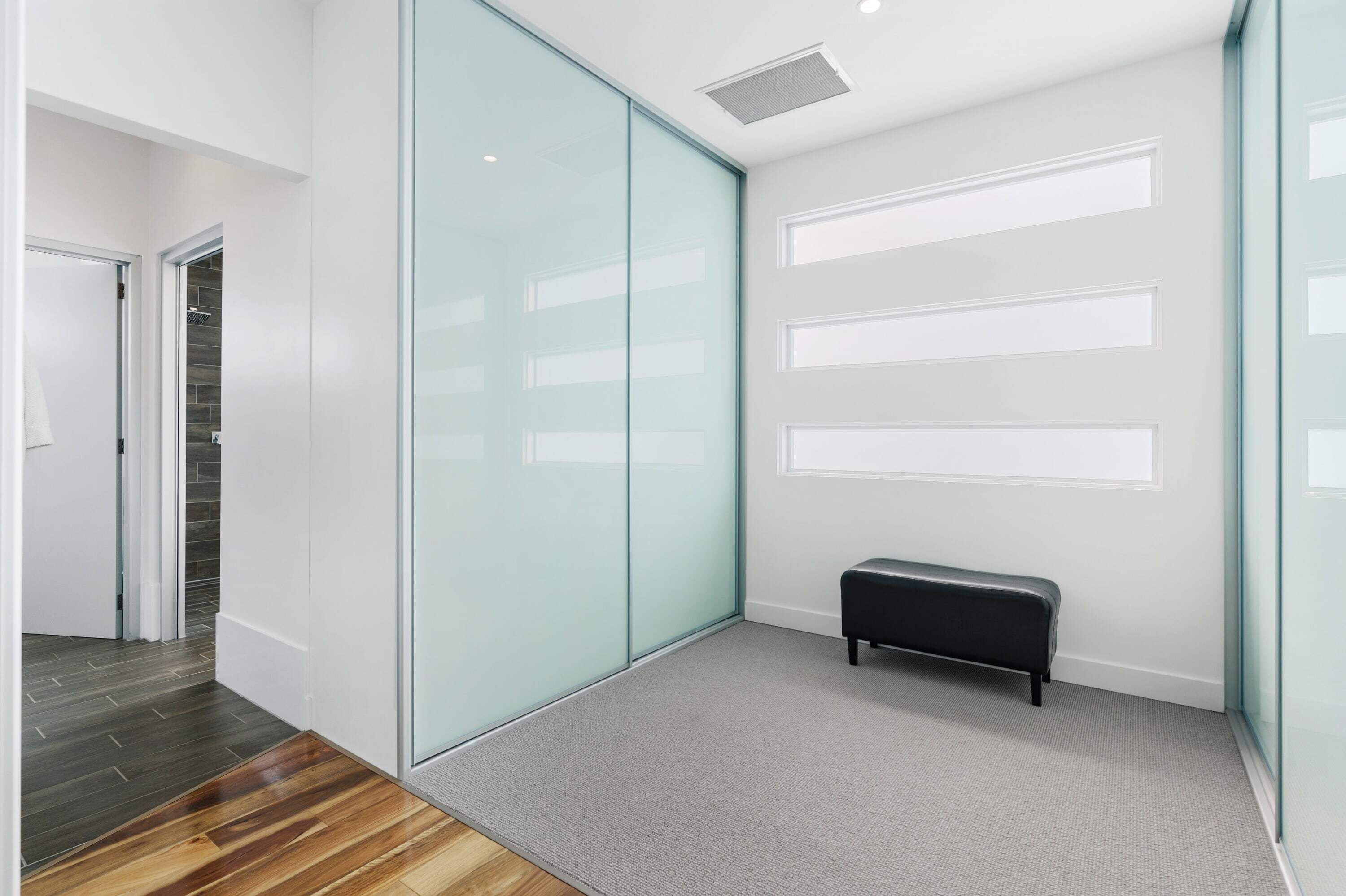 21 Ellensford - Wi-Fi - Pool - Family Friendly — image 19