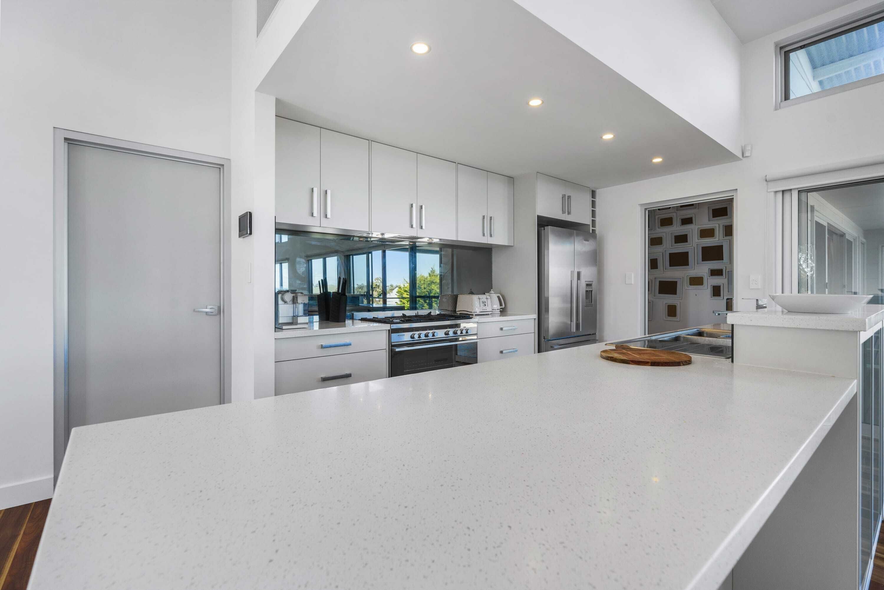21 Ellensford - Wi-Fi - Pool - Family Friendly — image 7