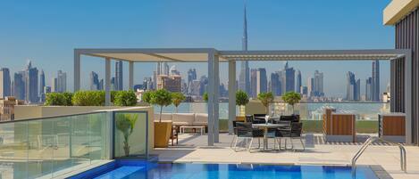 Außenpool, Cabañas (kostenlos), Sonnenschirme