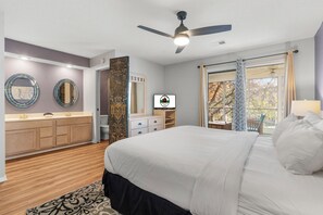 2 bedrooms, iron/ironing board, free WiFi, bed sheets - Golf Condo, Sleeps 6, Play a Round of Golf On-Site! Ticket Deals! (Branson)