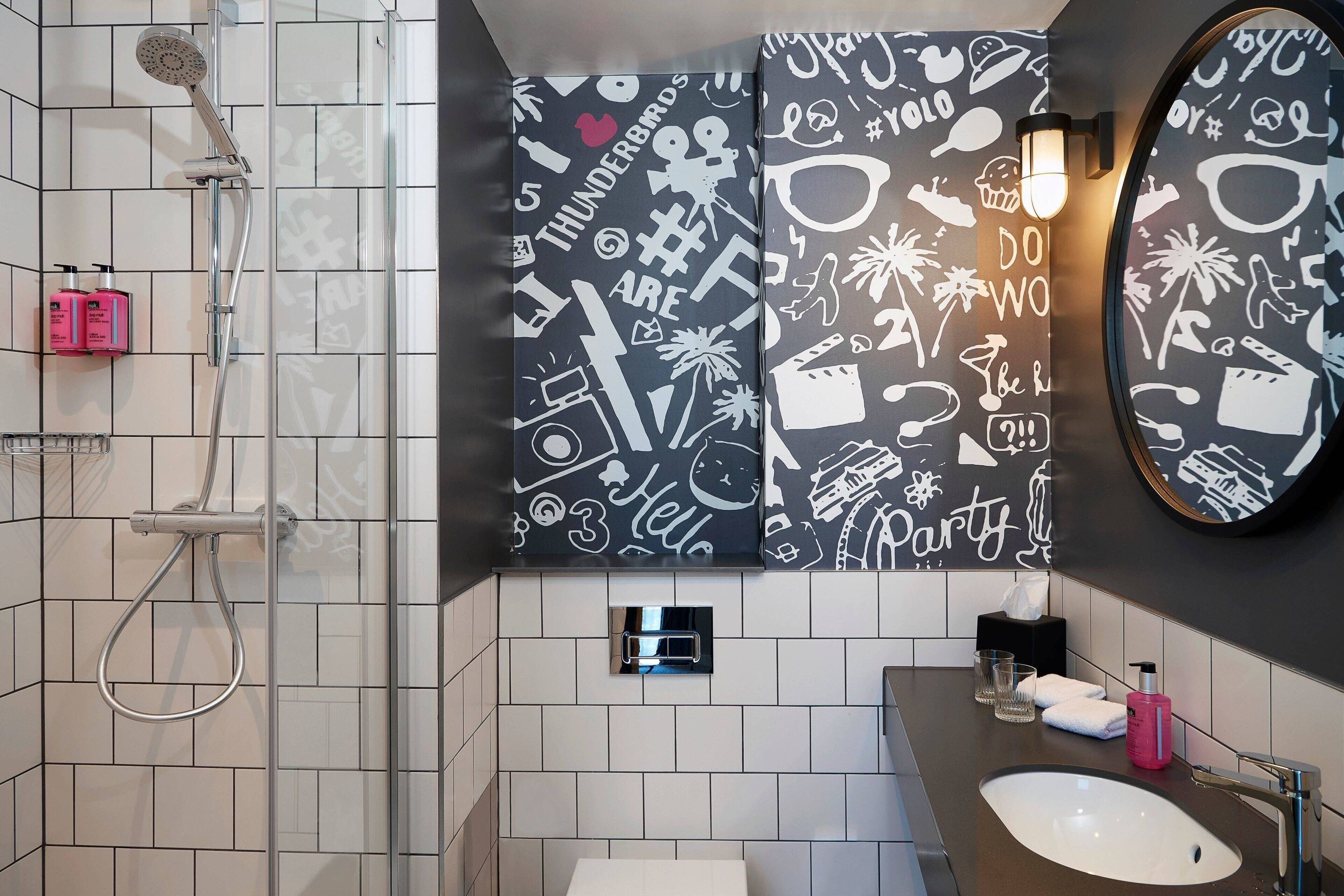 shower, free toiletries, hair dryer, towels