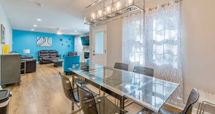 Close to Downtown, Modern 3 BR w/Driveway