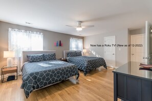 3 bedrooms, iron/ironing board, free WiFi, bed sheets