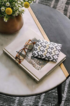 Studio, 1 Queen Bed, Balcony | 2 bedrooms, individually decorated, individually furnished