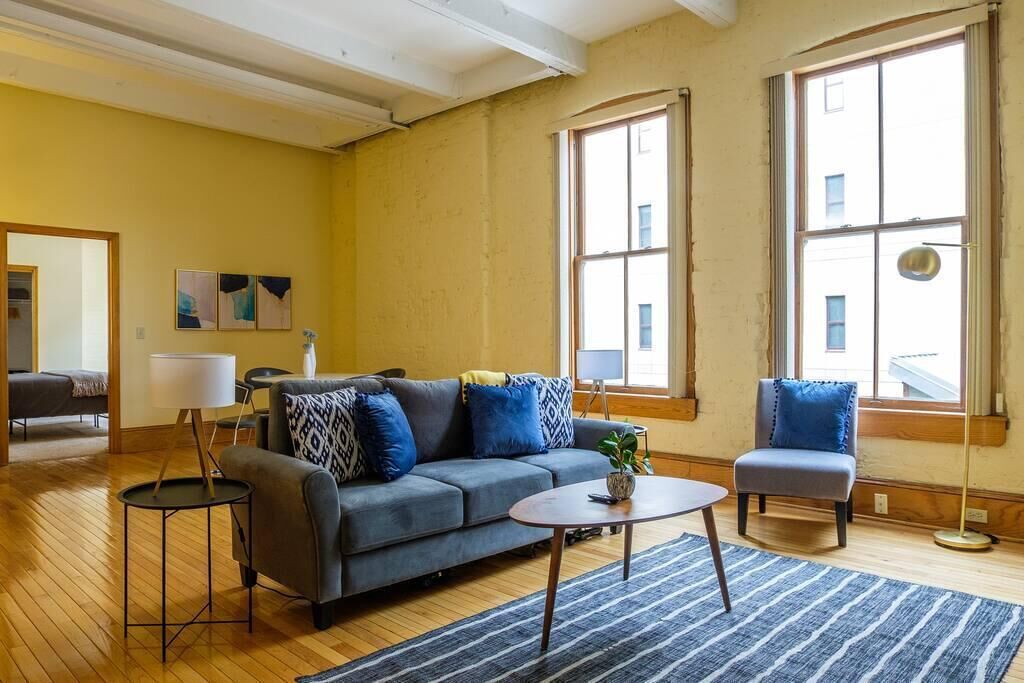 Frontdesk | Signature 2BR in Heart of Downtown