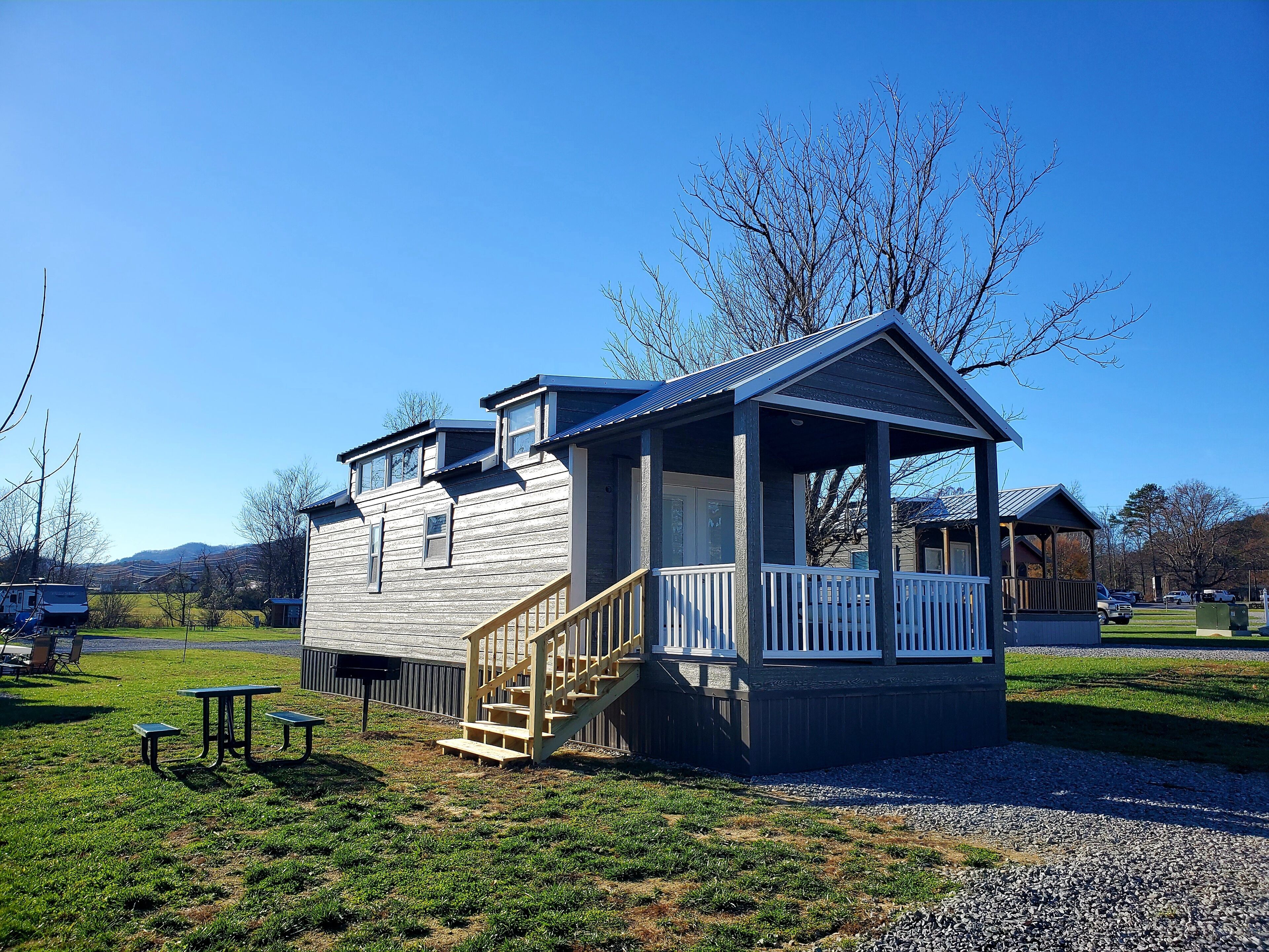 Southern Comfort: 1  BR, 1  BA Cottage in Sevierville, Sleeps 6