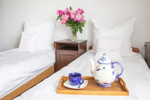 디럭스 아파트, 침실 2개, 발코니, 산 전망 | 2 개의 침실, 다리미/다리미판, 무료 WiFi, 침대 시트
