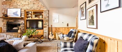 Smart TV, fireplace, foosball