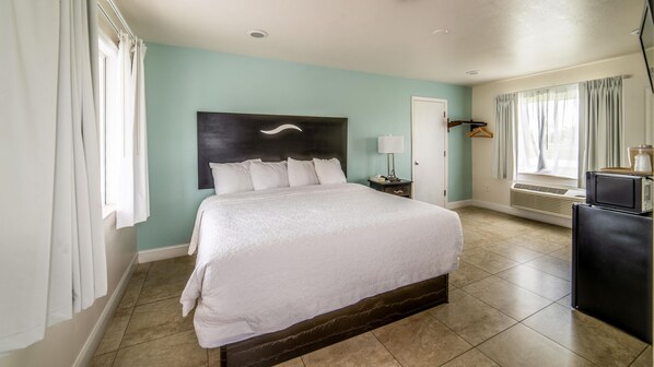 1 bedroom, iron/ironing board, free WiFi