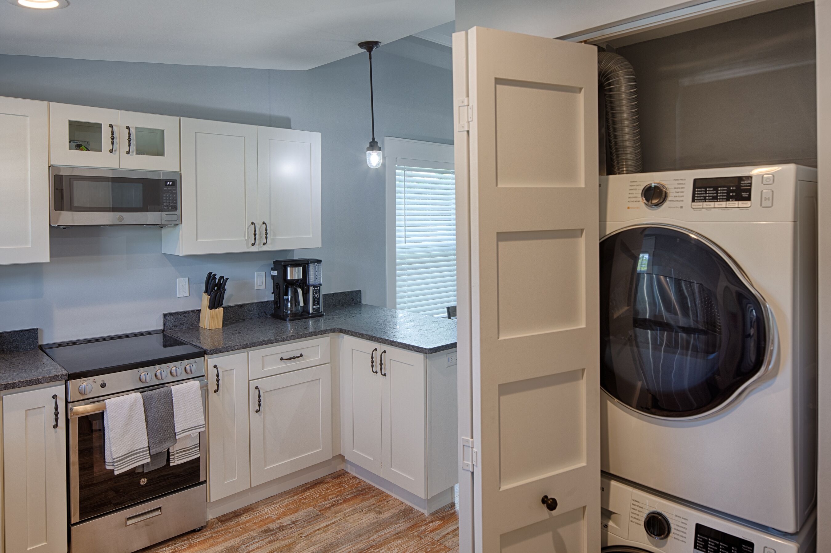 Historic Uptown St Augustine / Updated  Circa1875 Cottage / Walk Everywhere