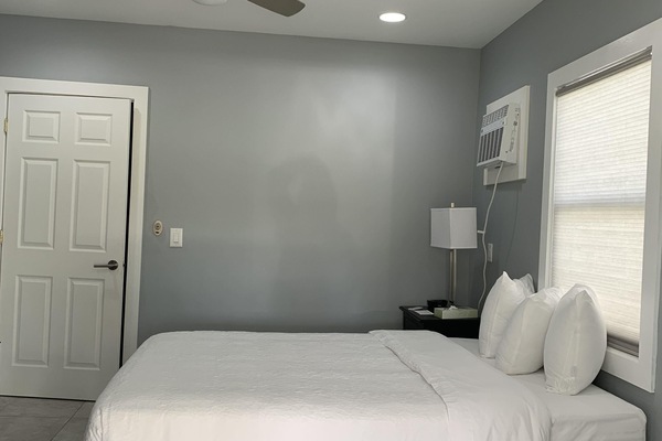 Everglades City Motel - Queen Room, 1 Bed image 1