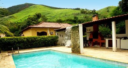 Casa C Campo DE Futebol Pisc Sauna Churr E Pizza Fogão Lenha Vista Para Montanha