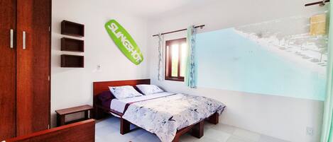 1 Schlafzimmer, Schreibtisch, BĂŒgeleisen/BĂŒgelbrett, kostenloses WLAN