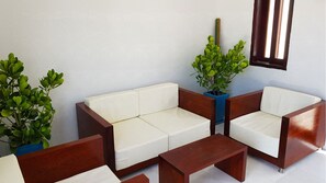 Smart-tv, videospelletjes, een stereo en een computerscherm