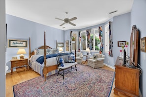 6 bedrooms, iron/ironing board, WiFi, bed sheets - Expansive 6Bd, Private Pool, Outdoor Living Space- 3 Night Min!! (Johns Island)
